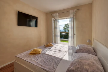 5-Bedroom Villa in Malinska with Private Pool