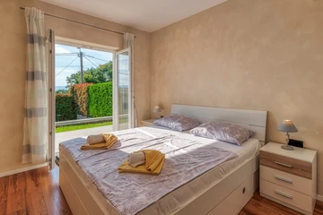 5-Bedroom Villa in Malinska with Private Pool