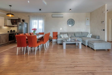 5-Bedroom Villa in Malinska with Private Pool