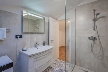 5-Bedroom Villa in Malinska with Private Pool