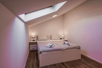 5-Bedroom Villa in Malinska with Private Pool