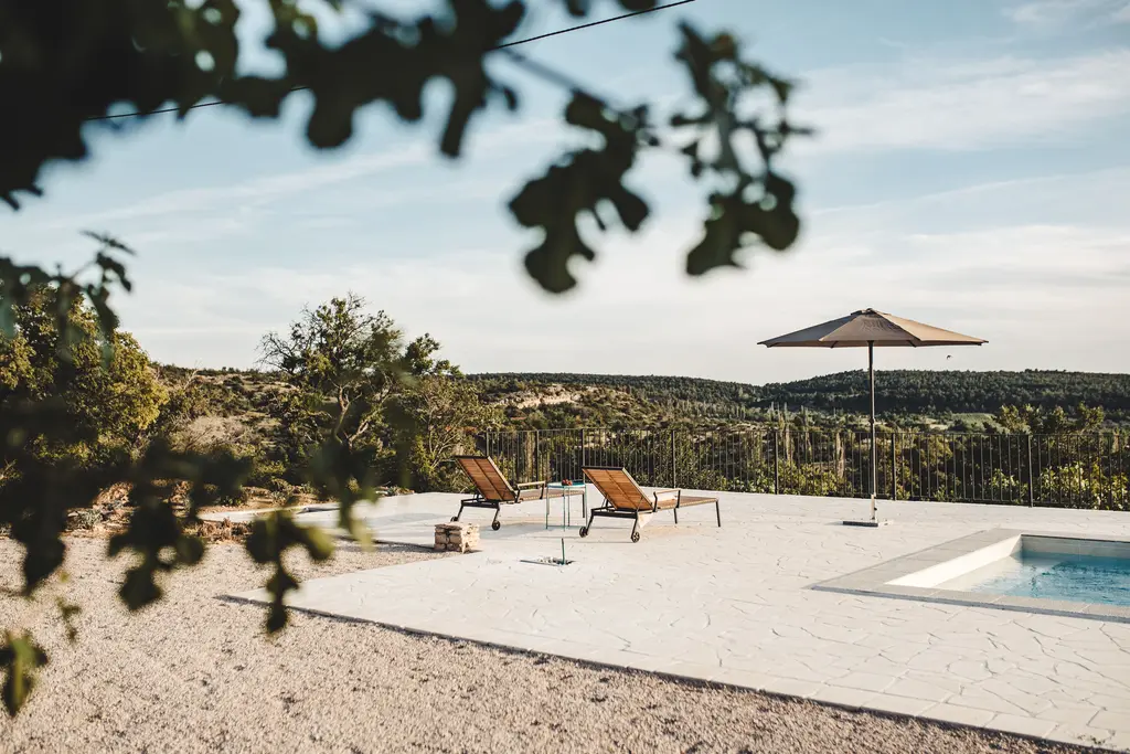 Renovated 2-Bedroom Villa with Private Pool in Skradin