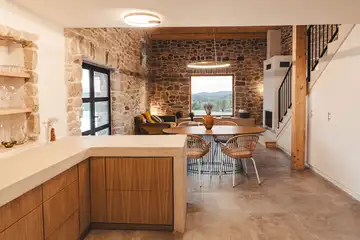 Renovated 2-Bedroom Villa with Private Pool in Skradin