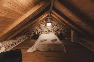 Renovated 2-Bedroom Villa with Private Pool in Skradin