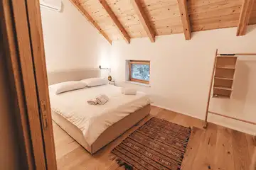 Renovated 2-Bedroom Villa with Private Pool in Skradin