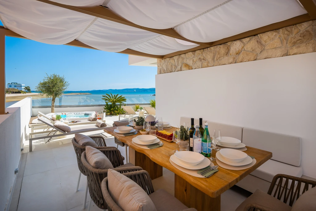 4-Bedroom Villa in Sukošan for 8 Guests
