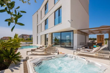 4-Bedroom Villa in Sukošan for 8 Guests