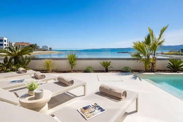 4-Bedroom Villa in Sukošan for 8 Guests