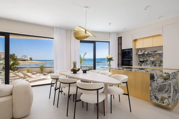 4-Bedroom Villa in Sukošan for 8 Guests