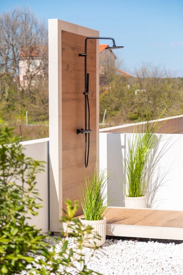 4-Bedroom Villa in Sukošan for 8 Guests