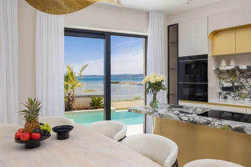 4-Bedroom Villa in Sukošan for 8 Guests