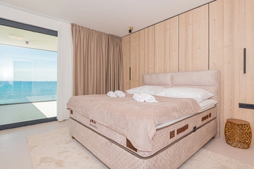 Seafront Villa with Pool and Game Room in Privlaka