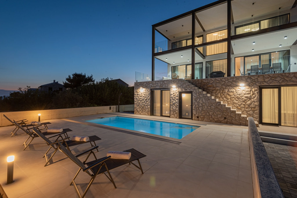 Seafront Villa with Pool and Game Room in Privlaka