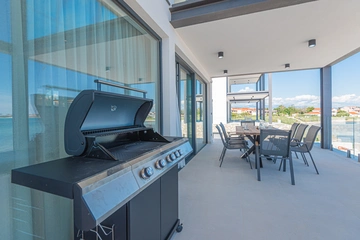 Seafront Villa with Pool and Game Room in Privlaka