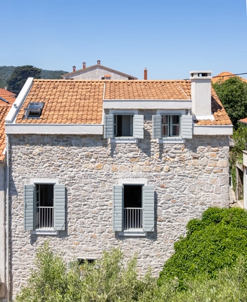 Stone Villa in Božava with Private Swimming Pool