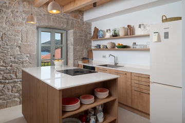 Stone Villa in Božava with Private Swimming Pool