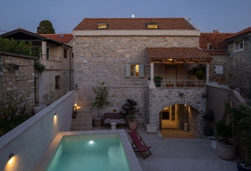 Stone Villa in Božava with Private Swimming Pool