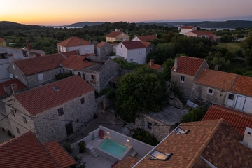 Stone Villa in Božava with Private Swimming Pool