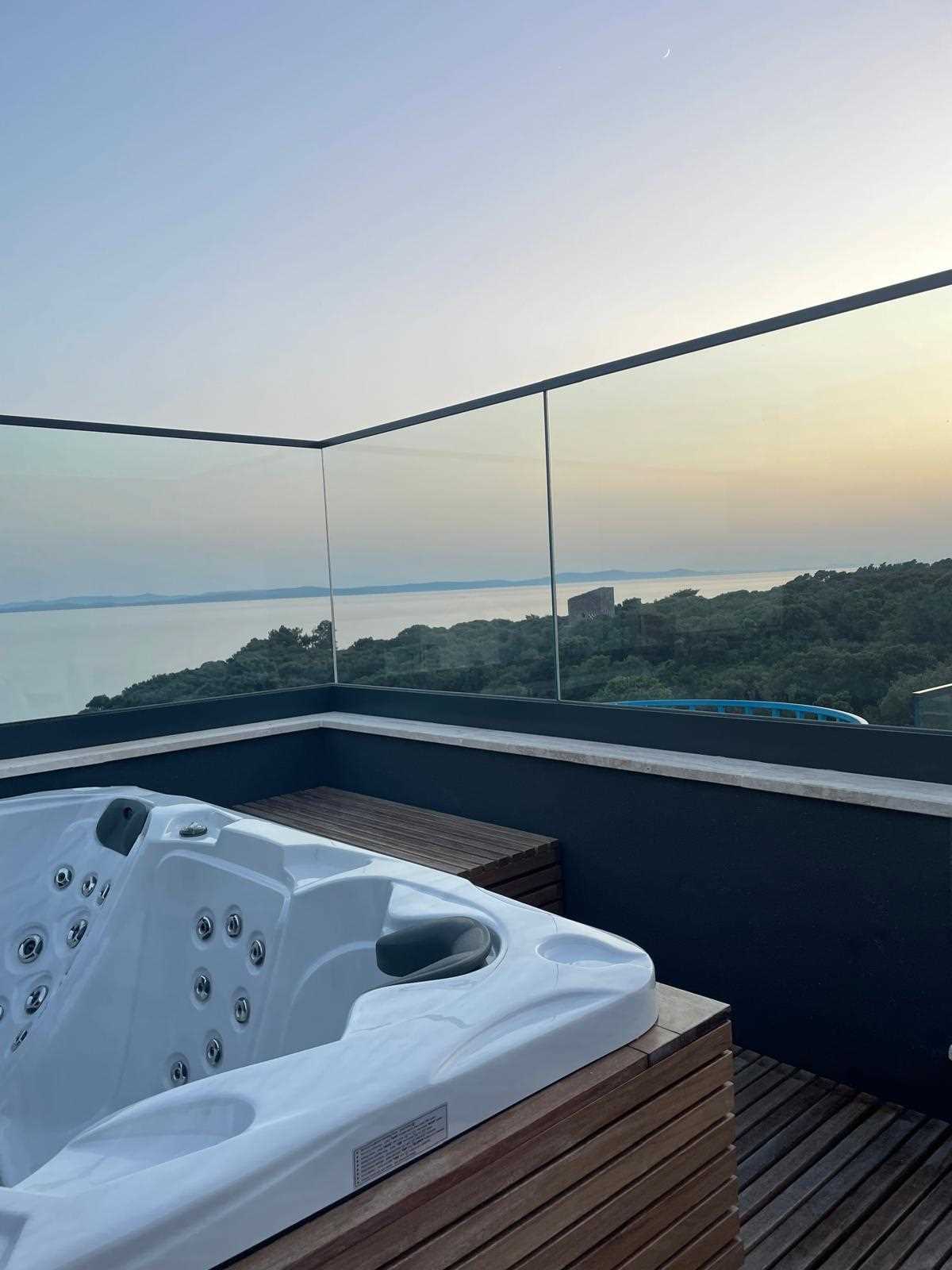 Deen Deluxe Penthouse