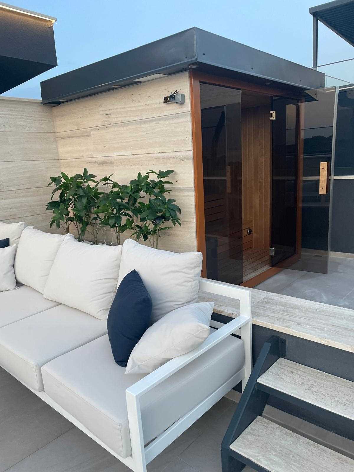 Deen Deluxe Penthouse