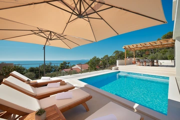 3-Bedroom Villa on Hvar for 6 Guests
