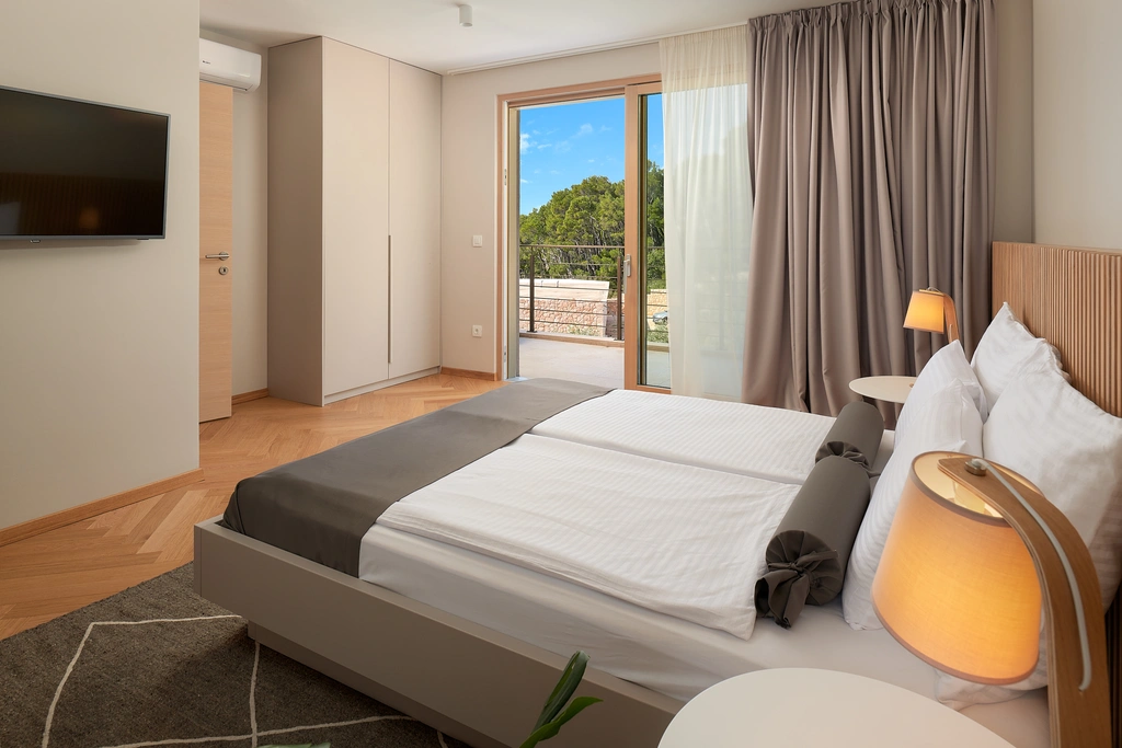 3-Bedroom Villa on Hvar for 6 Guests