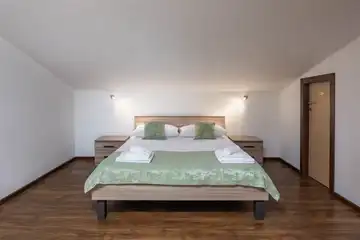4-Bedroom Villa in Svetvinčenat for 8 Guests