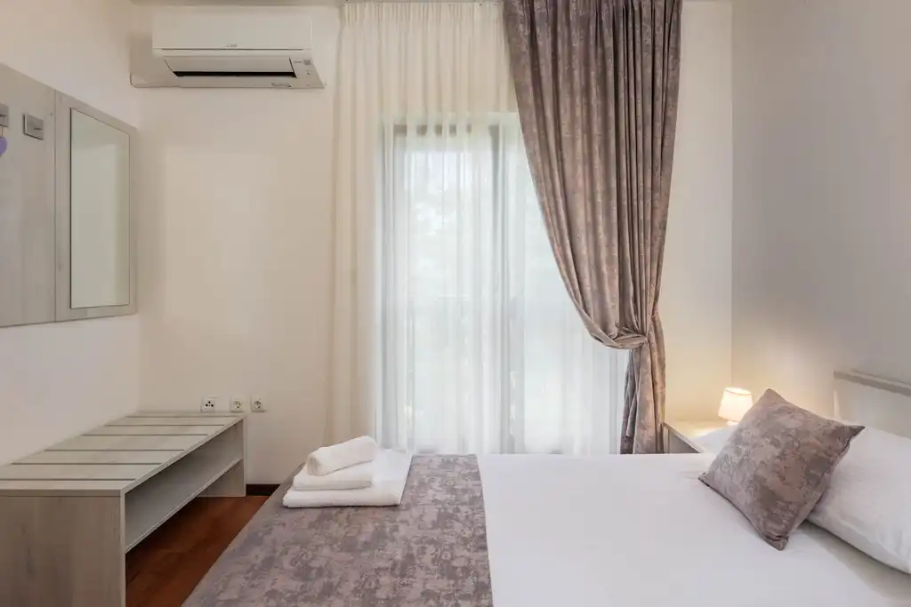 4-Bedroom Villa in Svetvinčenat for 8 Guests