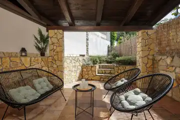 4-Bedroom Villa in Svetvinčenat for 8 Guests