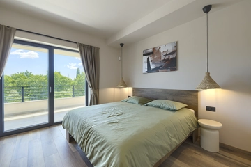 3-Bedroom Villa with Private Pool, Orbanići