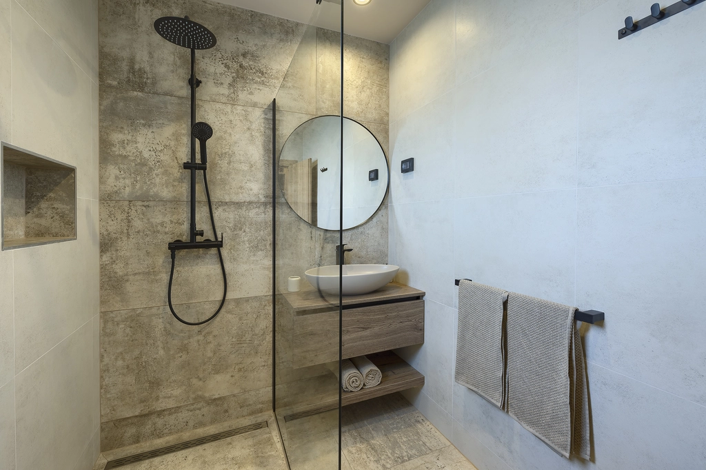 3-Bedroom Villa with Private Pool, Orbanići