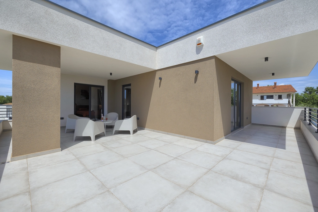 3-Bedroom Villa with Private Pool, Orbanići