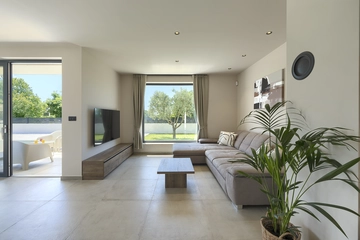 3-Bedroom Villa with Private Pool, Orbanići