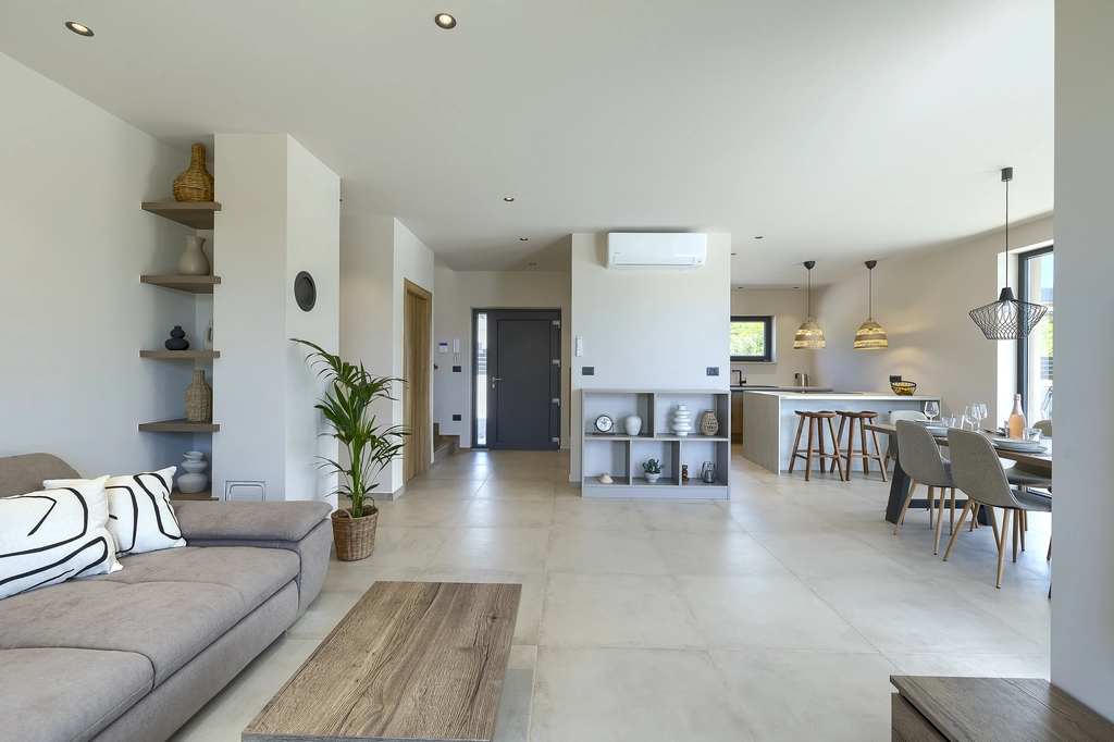 3-Bedroom Villa with Private Pool, Orbanići