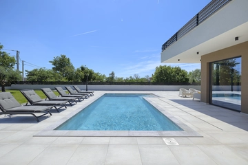 3-Bedroom Villa with Private Pool, Orbanići