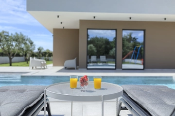 3-Bedroom Villa with Private Pool, Orbanići