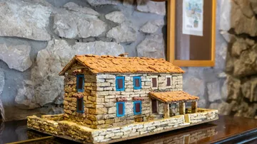 Villa with Private Pool in Labin for 6 Guests