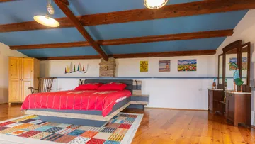 Villa with Private Pool in Labin for 6 Guests