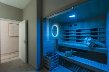 5-Bedroom Villa with Heated Pool in Donji Proložac