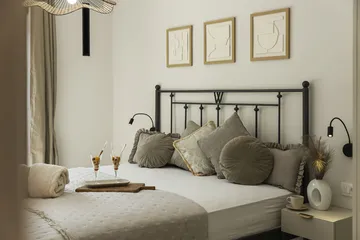 5-Bedroom Villa with Heated Pool in Donji Proložac