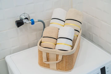 Zagreb 1-Bedroom Apartment with Quiet Loggia for 4