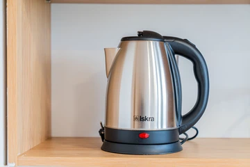 Zagreb 1-Bedroom Apartment with Quiet Loggia for 4