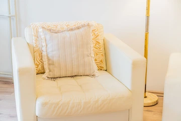 Zagreb 1-Bedroom Apartment with Quiet Loggia for 4