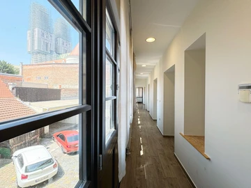 Spacious 4-Bedroom Apartment in Zagreb for Groups