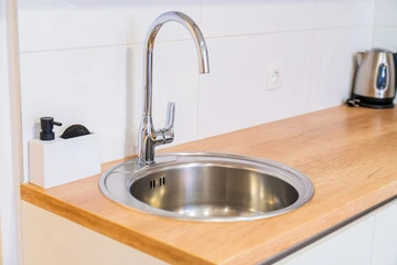 Calm One-Bedroom Apartment in Zagreb for 4