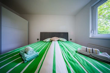 Zagreb 2-Bedroom Apartment with Loggia for 4-6 Guests