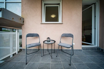 Zagreb 2-Bedroom Apartment with Loggia for 4-6 Guests