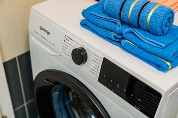 Zagreb 2-Bedroom Apartment with Loggia for 4-6 Guests