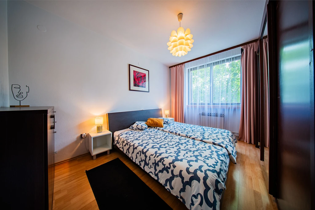 Zagreb 2-Bedroom Apartment with Terrace