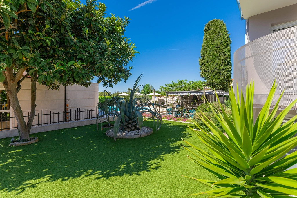 Serviced Apartment with Shared Pool in Pula